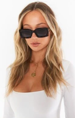 Show Me Your Mumu Banbè Eyewear The Kendall Sunglasses ~ Tort Brown -Show Me Your Mumu su22 briaiyana 71598