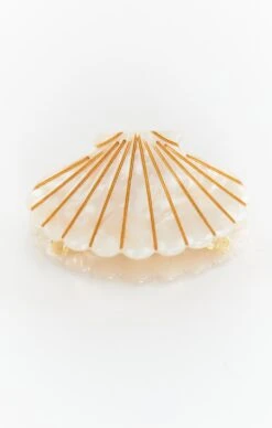 Show Me Your Mumu Shell Claw Hair Clip ~ Pearly White