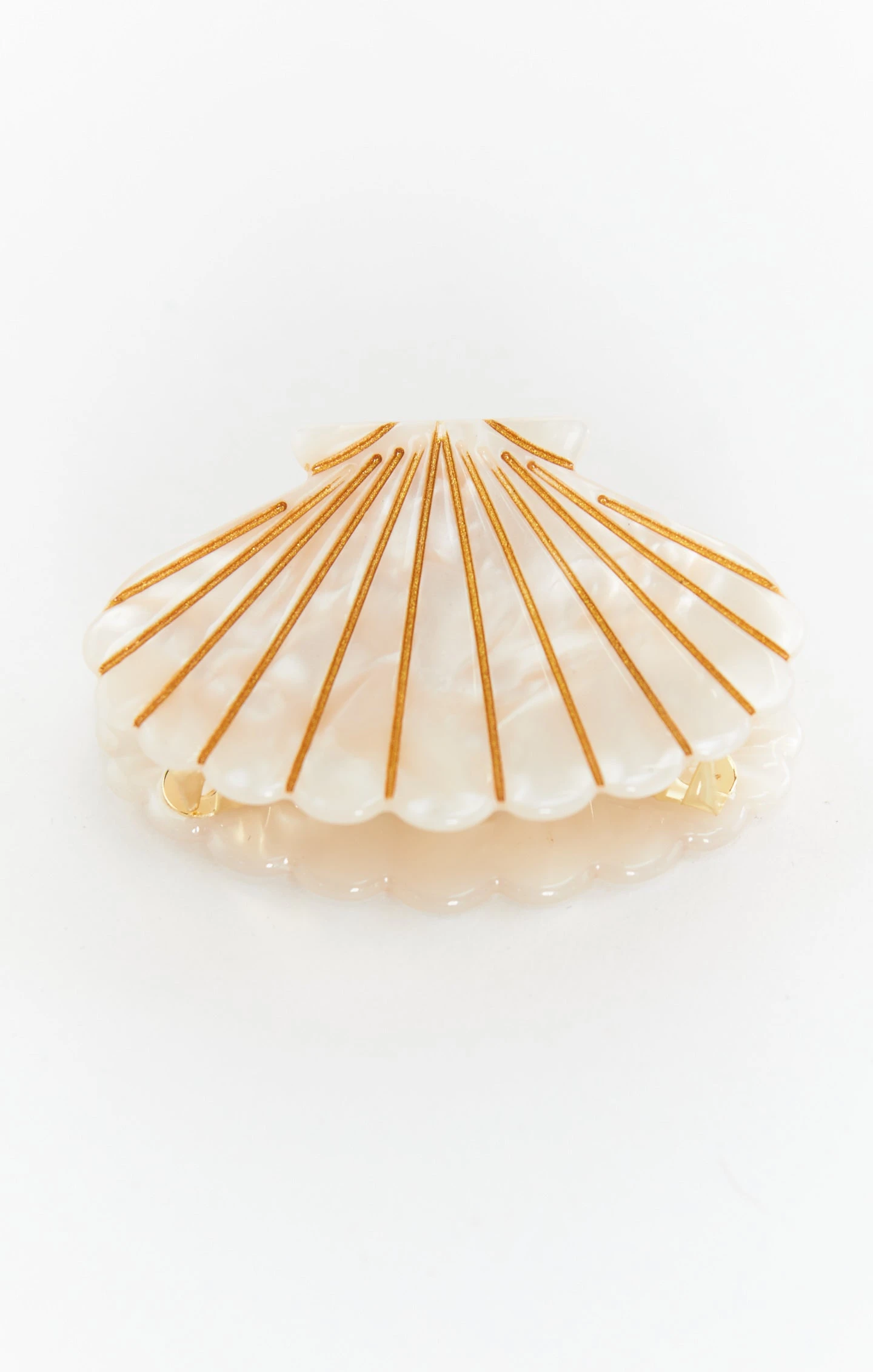 Show Me Your Mumu Shell Claw Hair Clip ~ Pearly White 3 Show Me Your Mumu Shell Claw Hair Clip ~ Pearly White