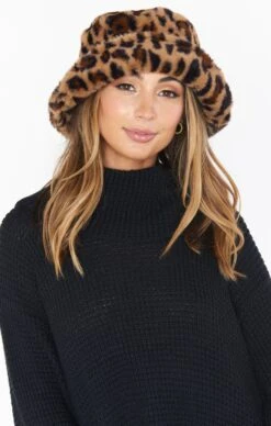 Show Me Your Mumu Kya Furry Bucket Hat ~ Leopard