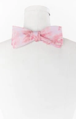 Show Me Your Mumu Josh Bow Tie ~ Blushing Floral -Show Me Your Mumu tiebar 12.626470