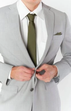 Show Me Your Mumu Nico Neck Tie ~ Rich Olive Solid