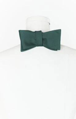 Show Me Your Mumu Josh Bow Tie ~ Emerald Green Solid
