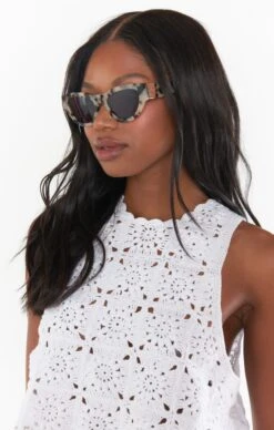 Show Me Your Mumu Banbè Eyewear The Carla Sunglasses ~ Blonde Tort -Show Me Your Mumu torijudah 2.736016